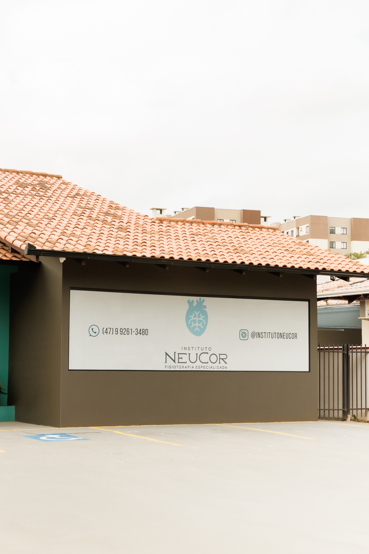 Fachada Instituto NeuCor - clínica de fisioterapia em Joinville